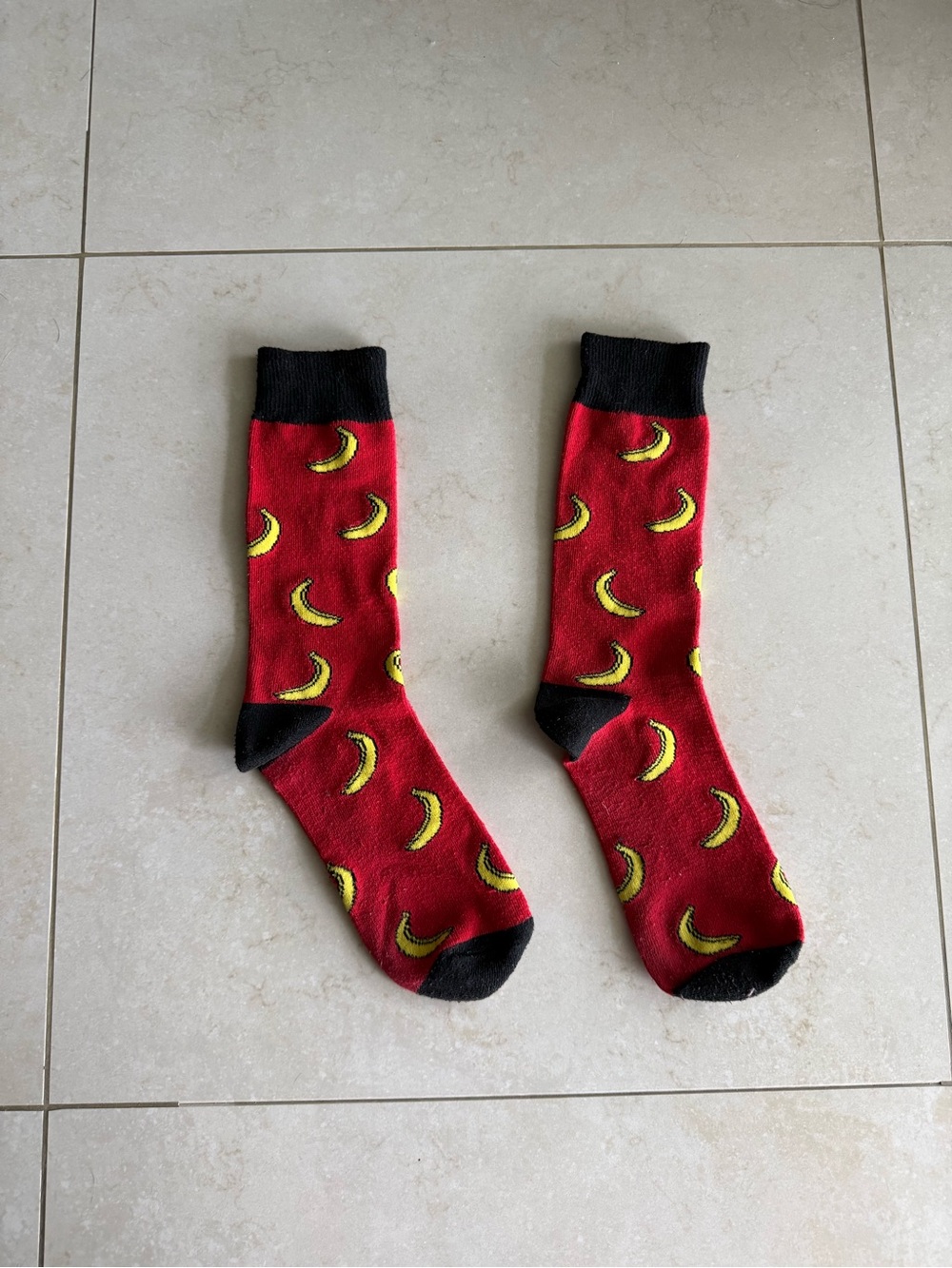 Banana Print Crew Socks - Red